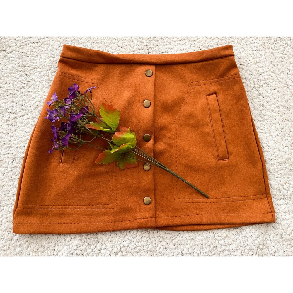 Suede autumn skirt!